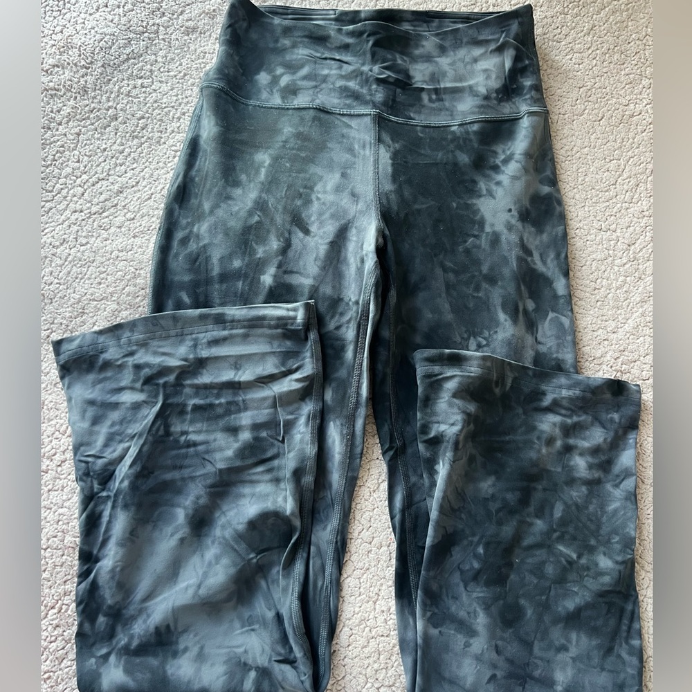 Lululemon Groove Super-High-Rise Flared Pant *Nulu